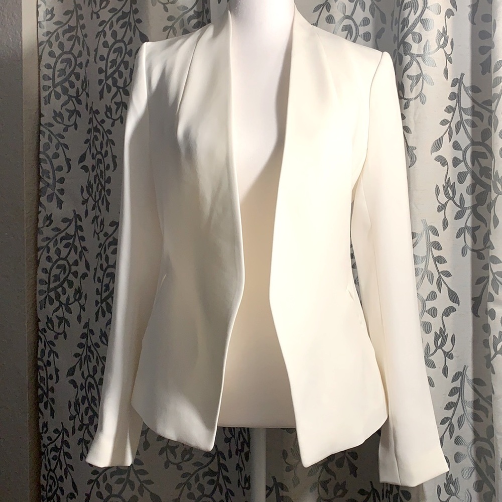 Banana Republic White Collarless Blazer